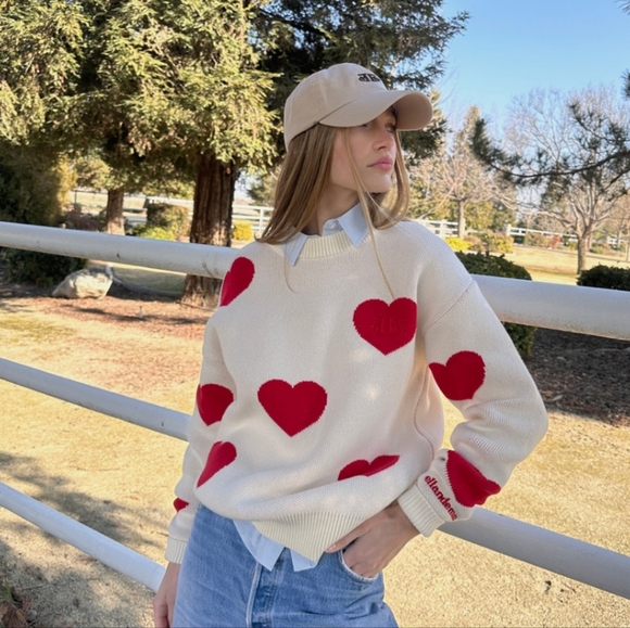 NWT Ellandemm All Hearts Sweater, Size S/M - Picture 1 of 17